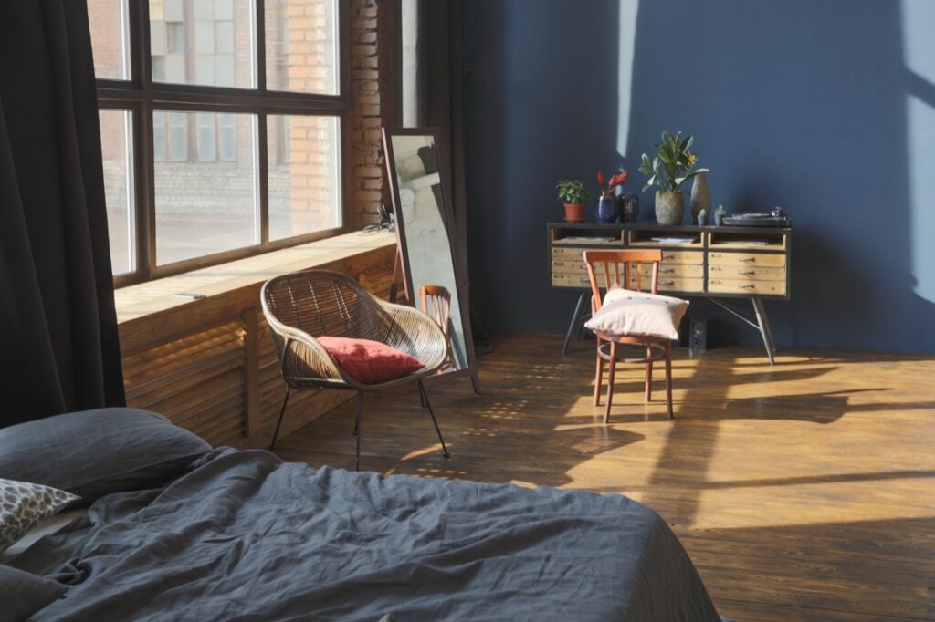 Drewniane podłogi to nie tylko element dekoracyjny naszych domów, ale także świadek historii i część dziedzictwa rodzin